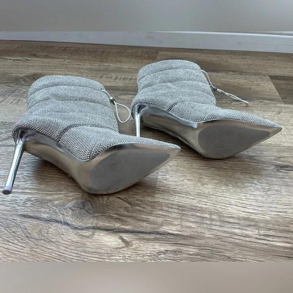 Steve Madden Cloak Rhinestone boot - Picture 9 of 11